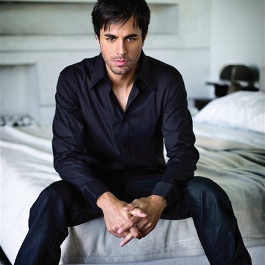 Enrique Iglesias: 'sólo por Haití me atrevo a versionar a Michael Jackson'