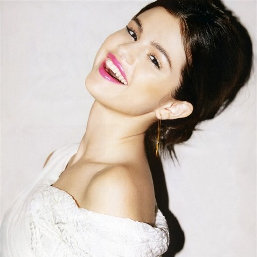 Selena se tatúa nombre de Justin Bieber