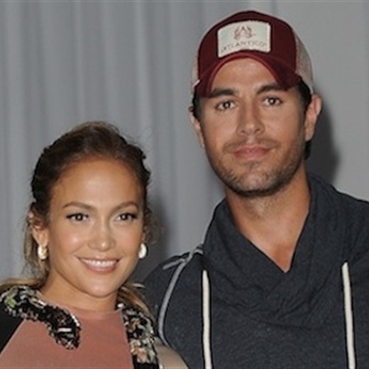Jlo y Enrique Iglesias publican detrás de camaras de su gira