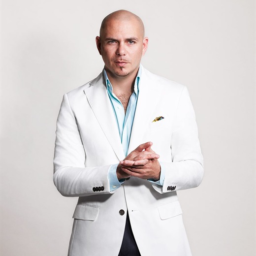 Pitbull gana batalla legal contra Lindsay Lohan