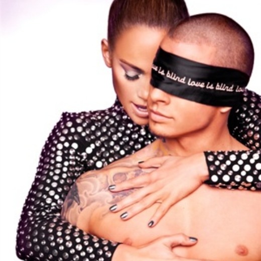 Jennifer Lopez y Casper Smart dejan ver su lado más íntimo