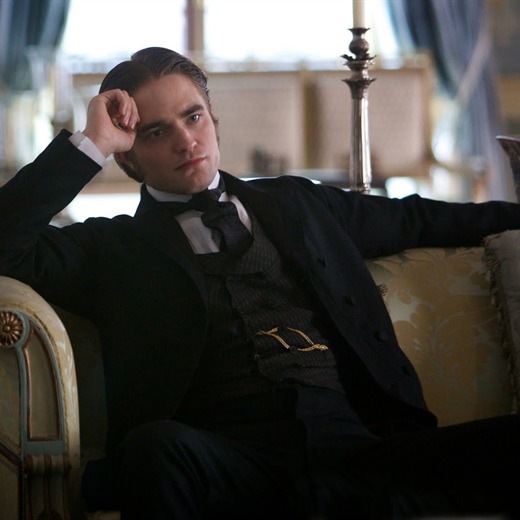 'Bel Ami', la película en la que actúa Robert Pattinson, se estrenará mañana en Colombia