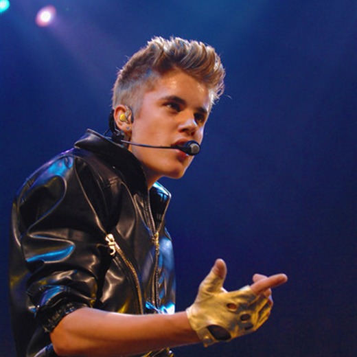 Justin Bieber fue visto con una mujer en Las Vegas