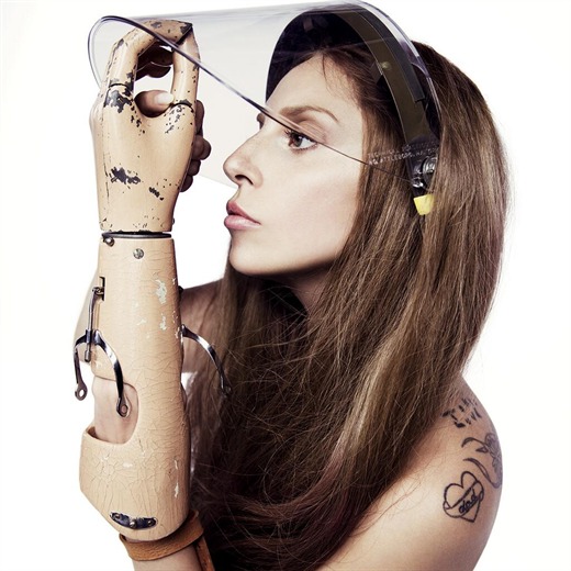 Lady Gaga estrena `Do what u want'