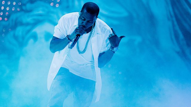 Kanye West desespera con las exigencias de su camerino