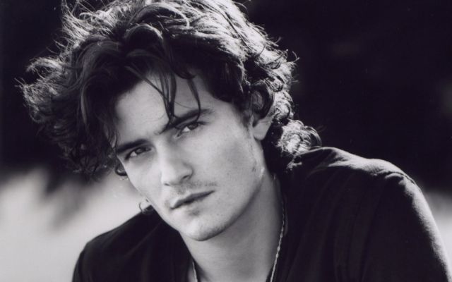 Orlando Bloom podría estar viviendo un romance con Nina Dobrev Orlando Bloom podría estar viviendo un romance con Nina Dobrev