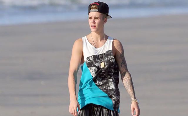Justin Bieber paga la multa por abandonar a su mono Justin Bieber paga la multa por abandonar a su mono