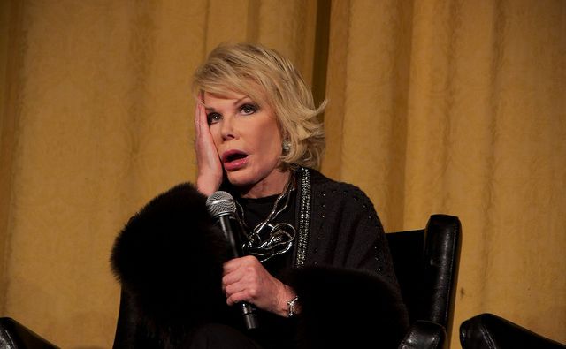 Murió Joan Rivers presentadora de Fashion Police