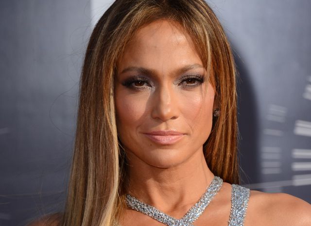 Jennifer Lopez fue embestida en su auto por un conductor ebrio