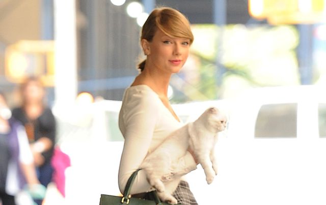 Taylor Swift solo saldría con alguien ‘extraordinario’
