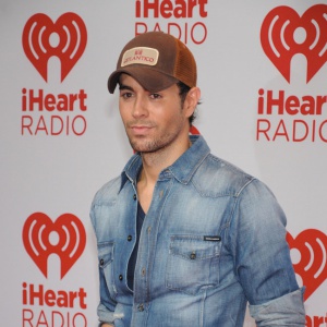 Enrique Iglesias presume de su éxito con las mujeres