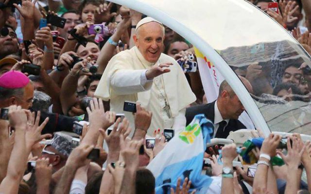 El Papa no pudo resistirse a una pizza napolitana