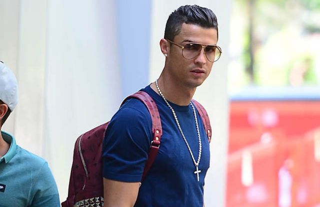Cristiano Ronaldo rompe el hielo hablando de su ‘manicure’