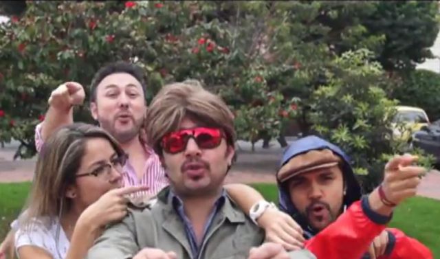La nueva faceta del equipo de Los 40 cantando ‘I Really like You’