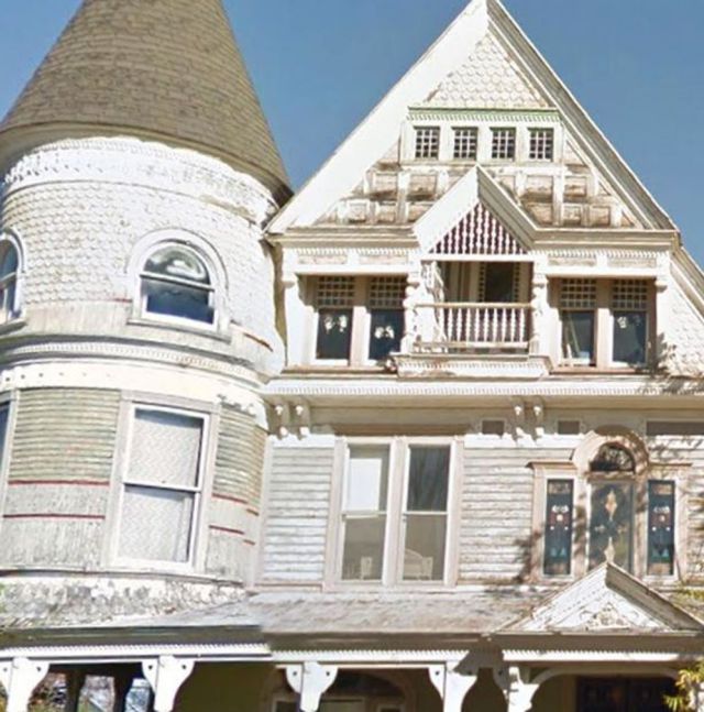 Los fantasmas se encuentran en Google Street View