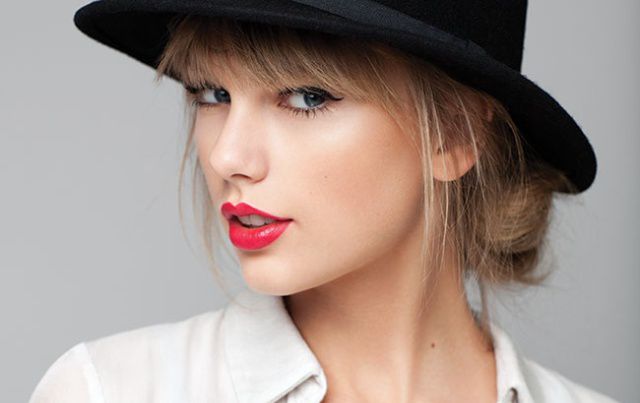 Taylor Swift muestra su cara más humana con una fan enferma