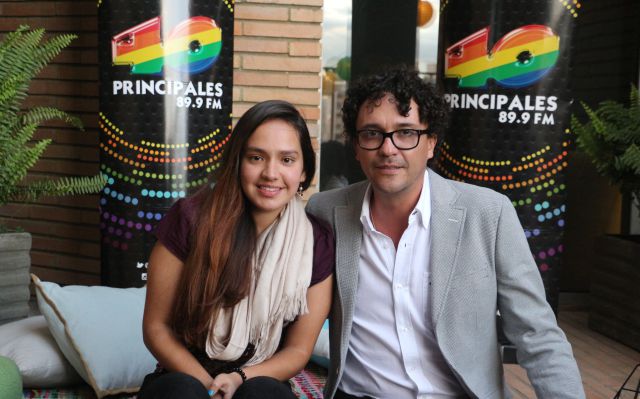 Dedicatoria de Andrés Cepeda a una fanática