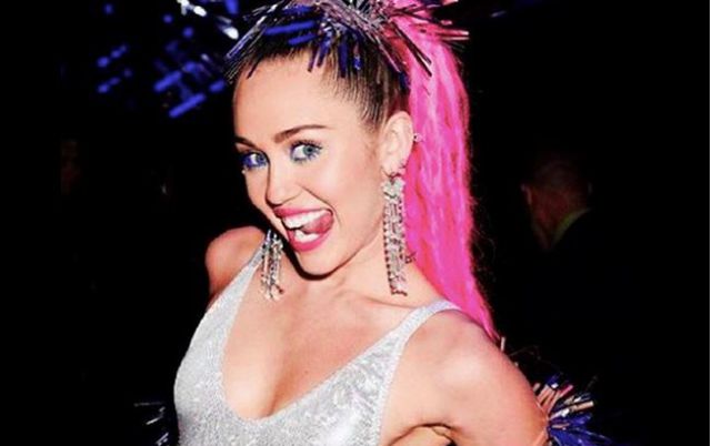 Miley Cyrus actuaría en el Festival de Glastonbury