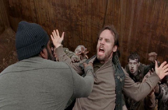 Condenan a mujer por acosar a un actor de ‘The Walking Dead’