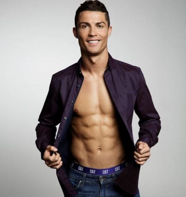 ¿Cristiano se casó con un boxeador en Marruecos?