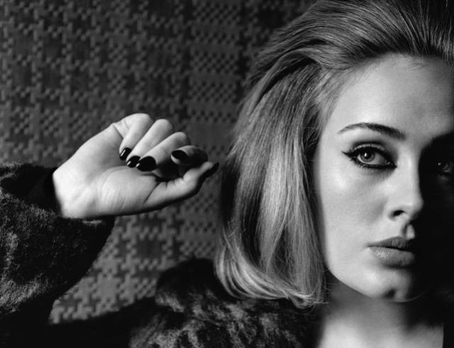 Con ‘Hello’, Adele inspira a cientos de mujeres a que vuelvan con su ex