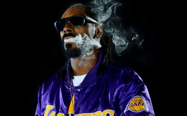 Snoop Dog de pelea con XBOX