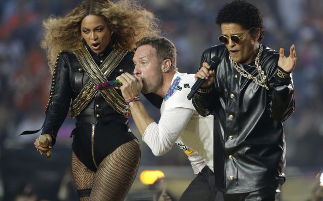Beyoncé fue la gran protagonista en el entretiempo del Super Bowl 50