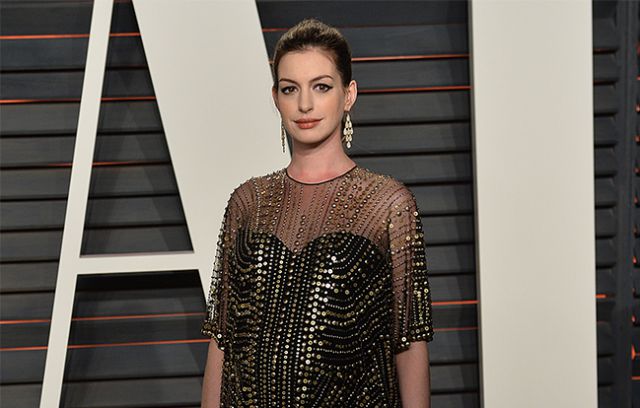 Anne Hathaway dio a luz a su primer hijo