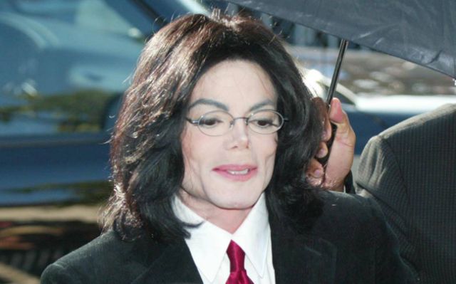 Publican libro en el que se revelan todos los supuestos secretos sexuales de Michael Jackson