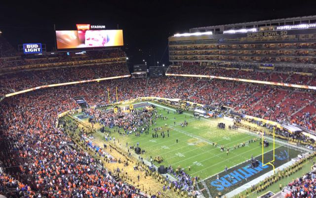 Adele podría actuar en el Super Bowl 2017