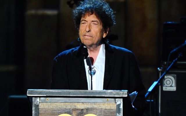 Bob Dylan no irá a Estocolmo a recibir el Nobel de Literatura