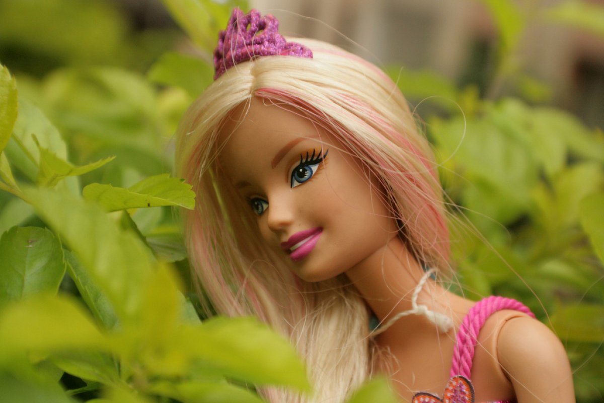 La mujer que cambió su apariencia de "Barbie" para mostrar su ... - LOS40 Colombia