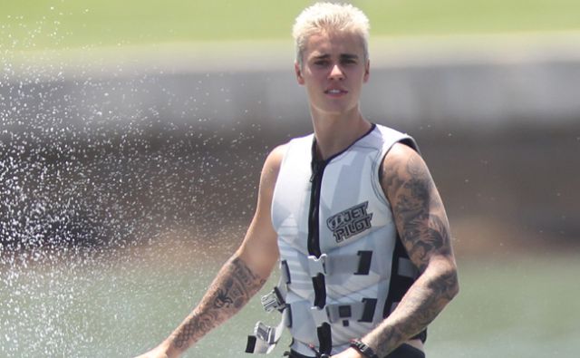 Justin Bieber es acusado nuevamente de golpear a una persona