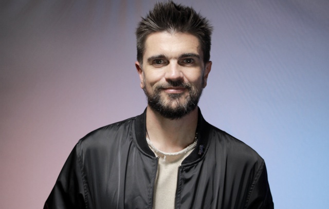 Juanes lanza a nivel mundial su álbum visual ‘Mis Planes Son Amarte’