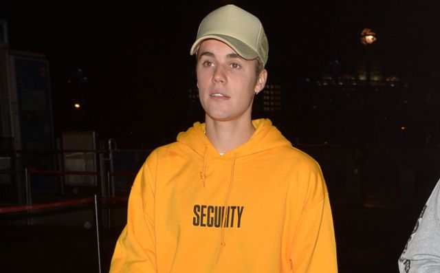 La tierna sorpresa de Justin Bieber con los niños de India