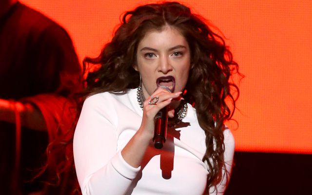 Lorde decidió tomarse un descanso para escapar de su frenético ritmo de vida