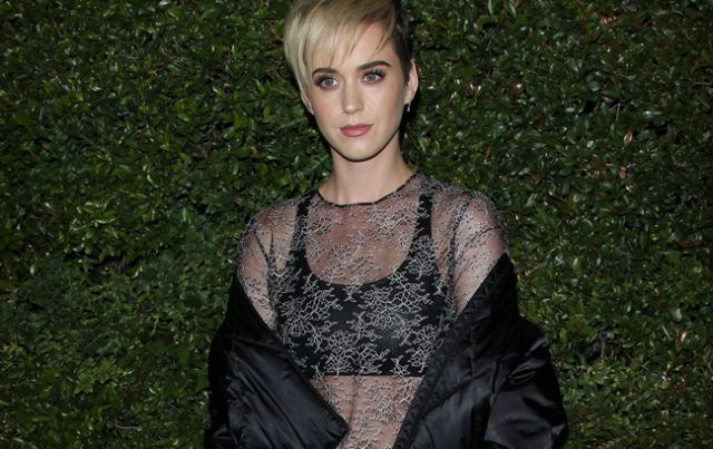 El homenaje de Katy Perry a las víctimas del atentado de Mánchester