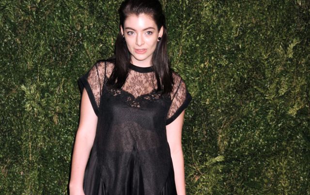 Lorde confiesa ser la creadora de @onionringsworldwide Lorde confiesa ser la creadora de @onionringsworldwide