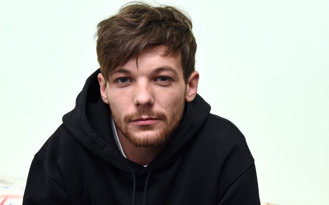 Louis Tomlinson critica a Justin Bieber por haber cancelado su gira Louis Tomlinson critica a Justin Bieber por haber cancelado su gira