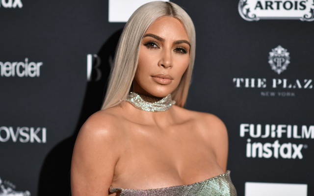 Kim Kardashian necesita 'más guardaespaldas' a su lado para poder dormir tranquila Kim Kardashian necesita 'más guardaespaldas' a su lado para poder dormir tranquila