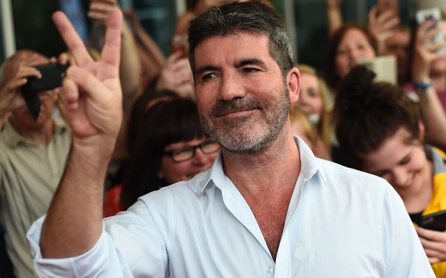 Simon Cowell ingresa en el hospital tras sufrir una caída en su casa de Londres Simon Cowell ingresa en el hospital tras sufrir una caída en su casa de Londres