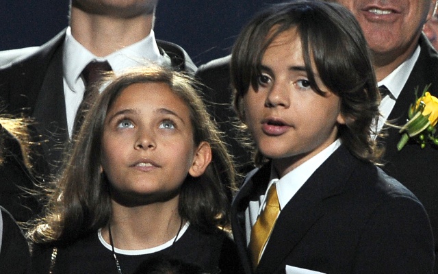 Prince Jackson no se ve a sí mismo como el hermano mayor de Paris Jackson