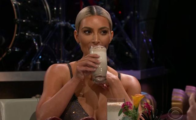 Kim Kardashian no piensa pronunciarse sobre los supuestos embarazos de sus hermanas Kim Kardashian no piensa pronunciarse sobre los supuestos embarazos de sus hermanas