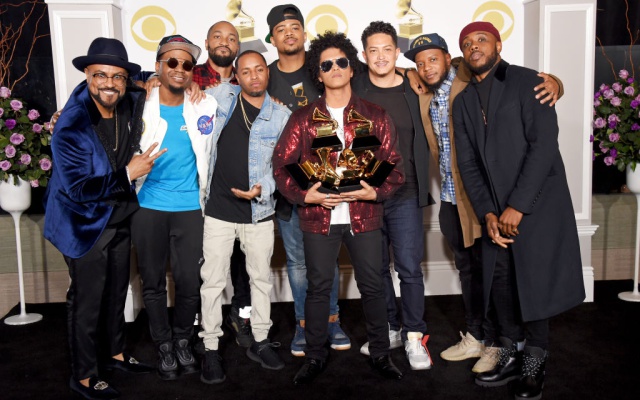 Bruno Mars el gran ganador de la noche en Los Grammy´s