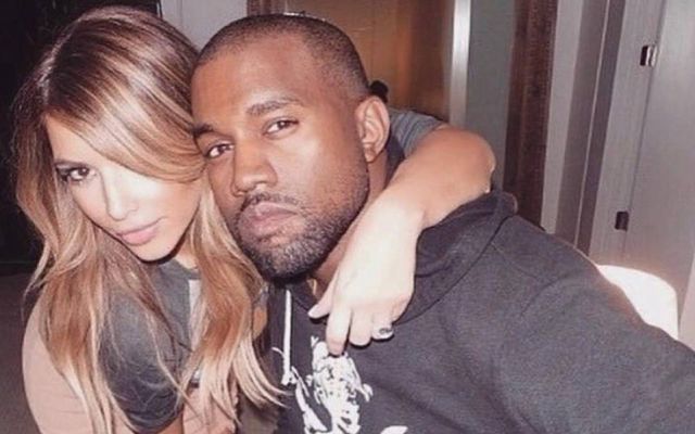 Kim Kardashian muestra la cruda realidad tras un retrato de familia perfecto