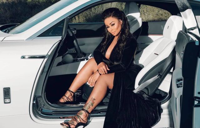 El novio de 18 años de Blac Chyna le propone matrimonio en las redes sociales
