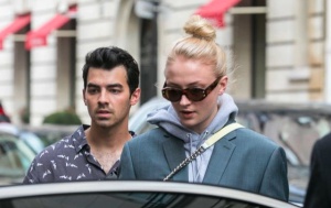 Sophie Turner no habla sobre el final de 'Juego de tronos' ni con Joe Jonas