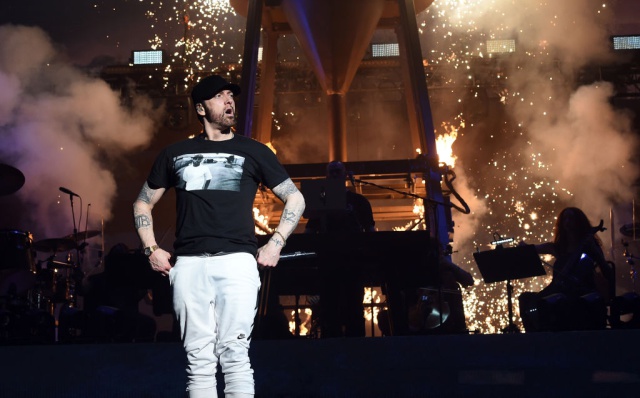 Eminem celebra una década