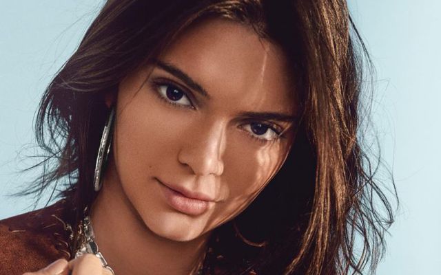 Así Kendall Jenner lo enseña todo en el Festival de Cannes