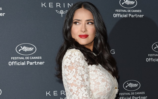 El polémico zoom en un vídeo de Salma Hayek